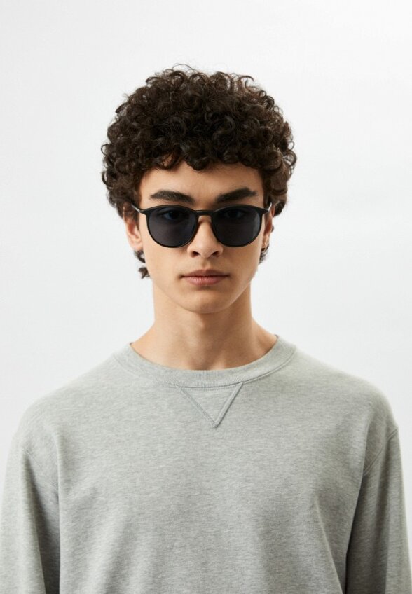 Очки солнцезащитные Calvin Klein