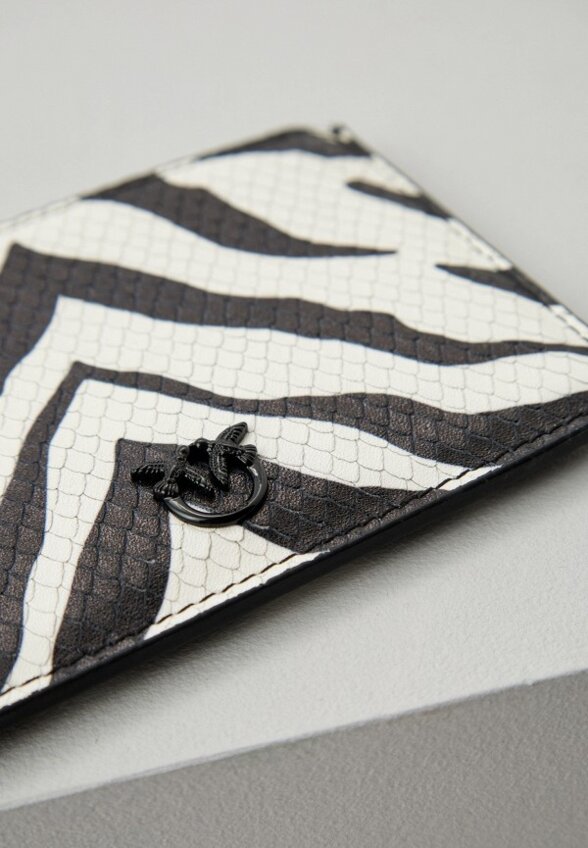 Кошелек Pinko