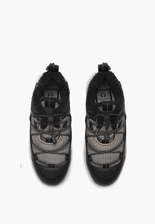 Кроссовки Traffa