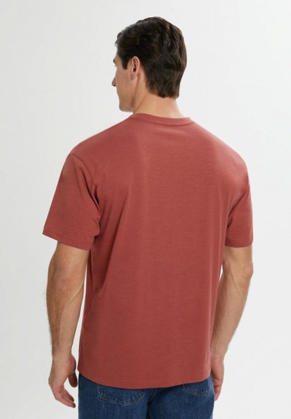 Футболка Finn Flare