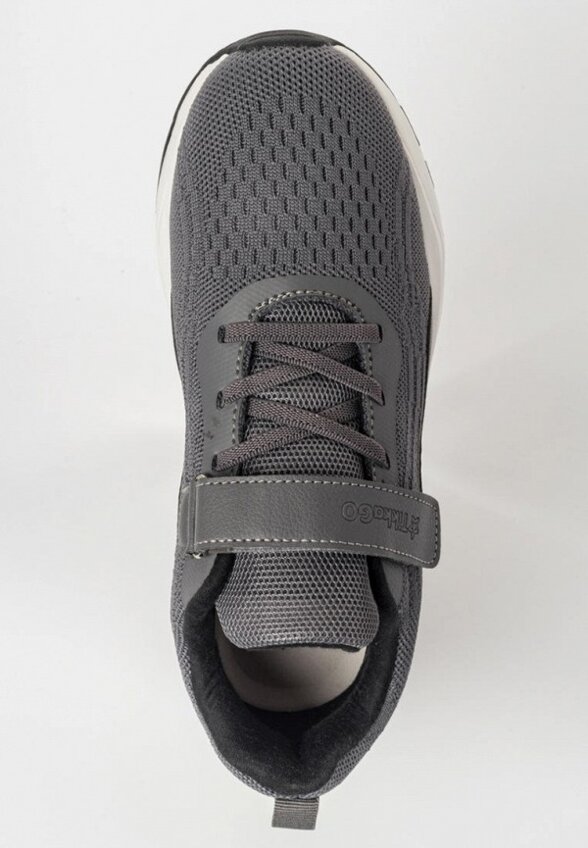 Кроссовки Tikkago