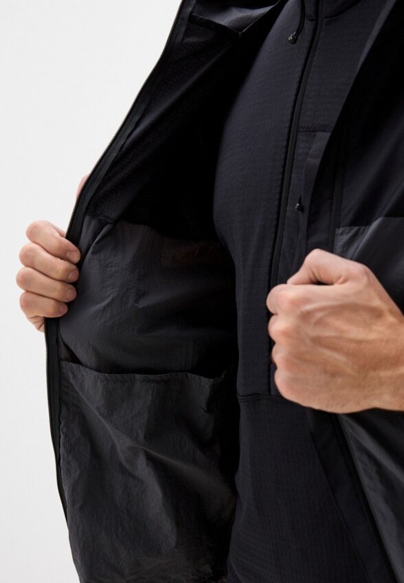 Ветровка Berghaus