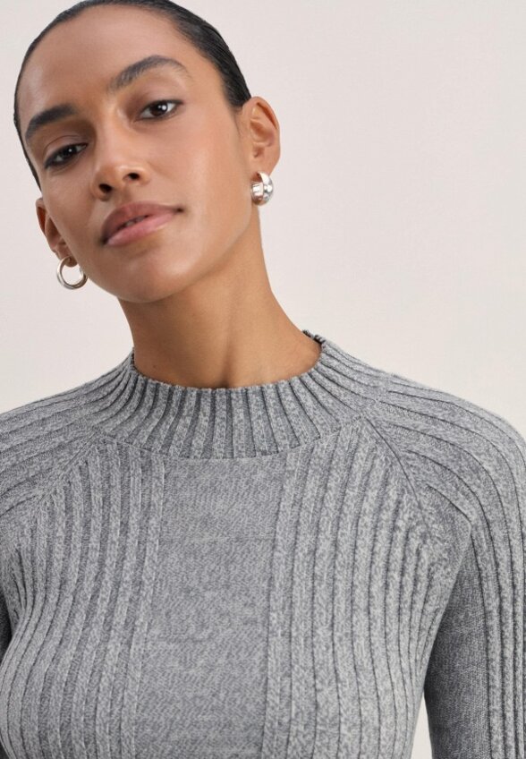 Джемпер Zarina