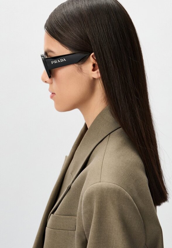 Очки солнцезащитные Prada