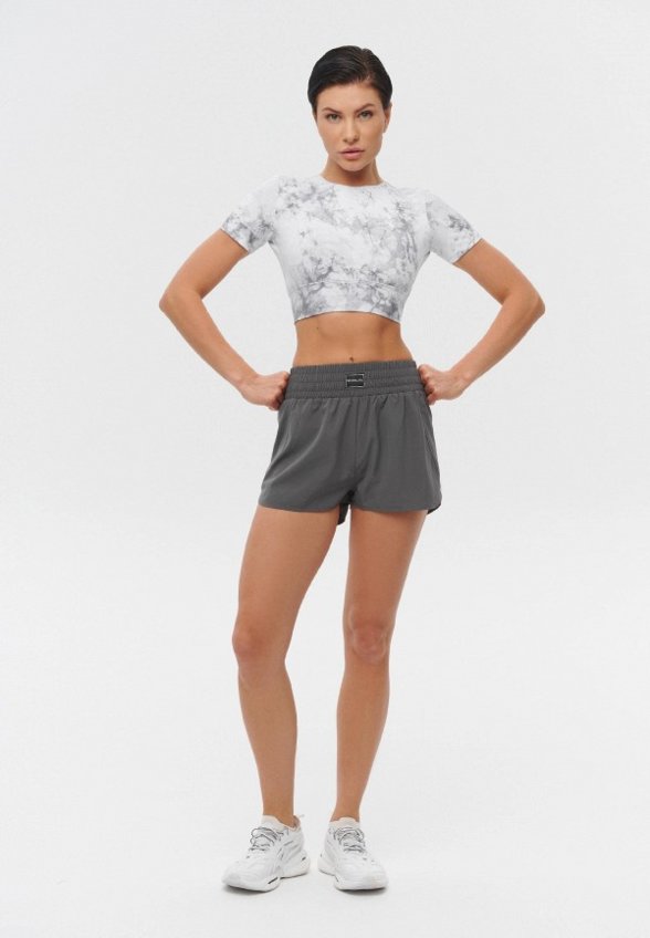 Топ спортивный Neverlate