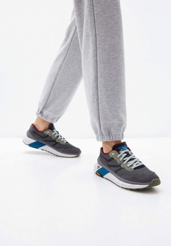 Кроссовки Brandblack