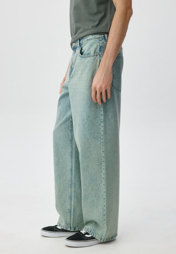 Джинсы WIDE LEG со средней посадкой