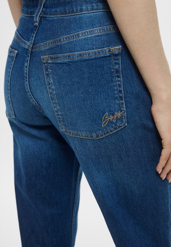 Джинсы Boss