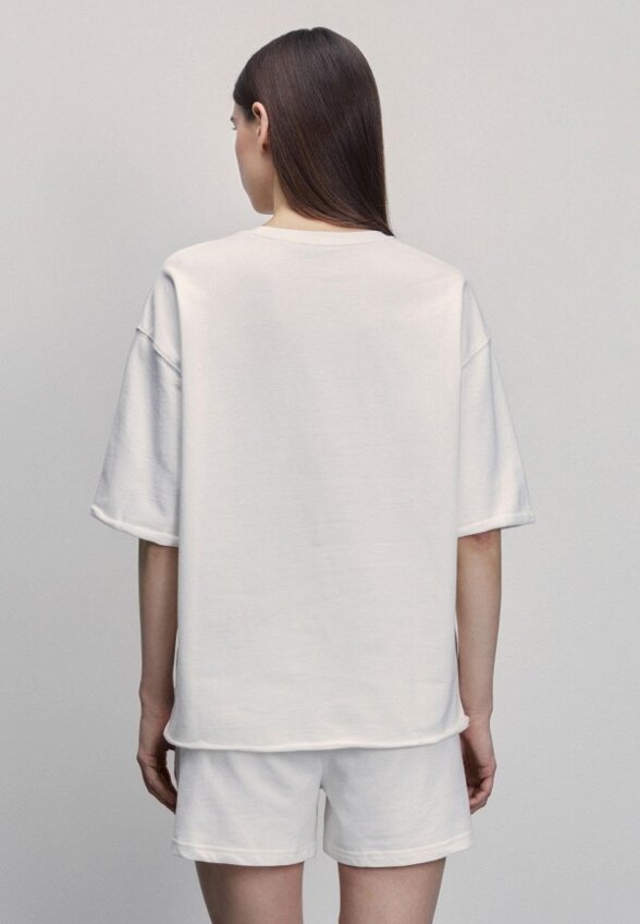 Футболка Zarina