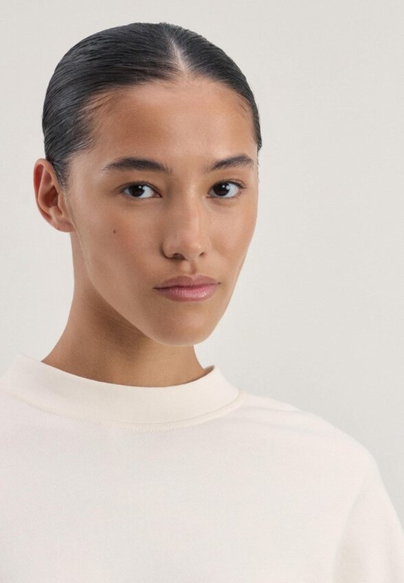 Свитшот Zarina