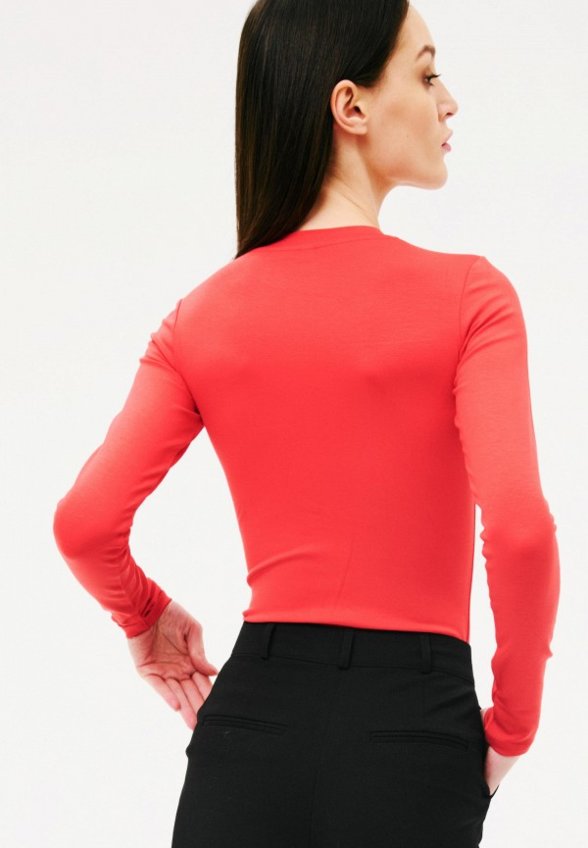 Лонгслив Jolifashn