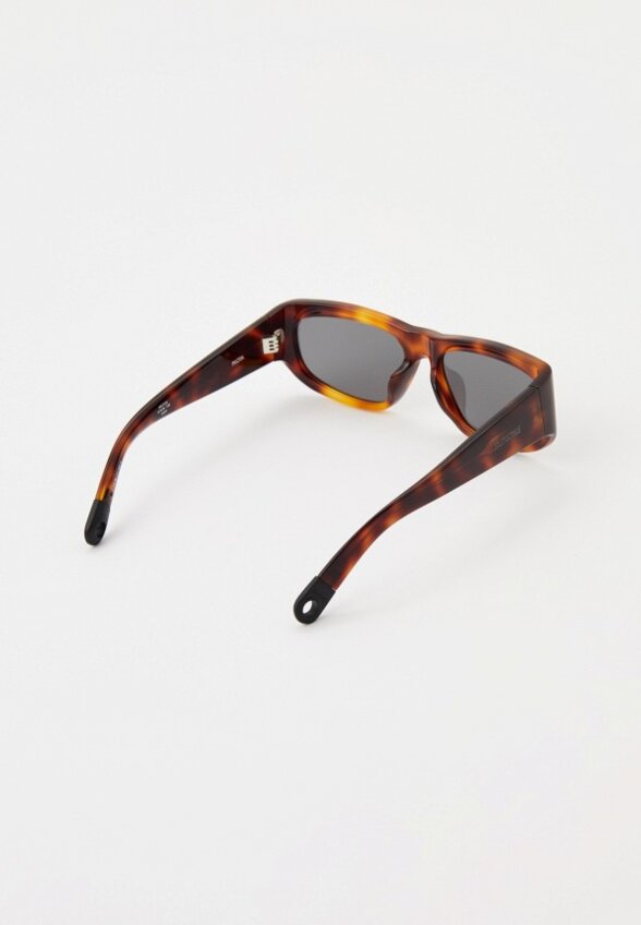 Очки солнцезащитные Jacquemus