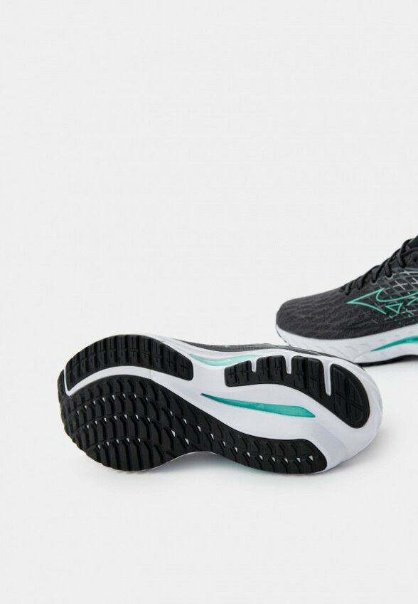 Кроссовки Mizuno