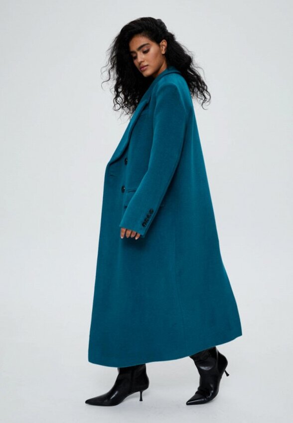 Пальто двубортное SashaOstrov