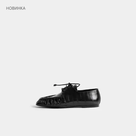 ЛОФЕРЫ НА ШНУРОВКЕ