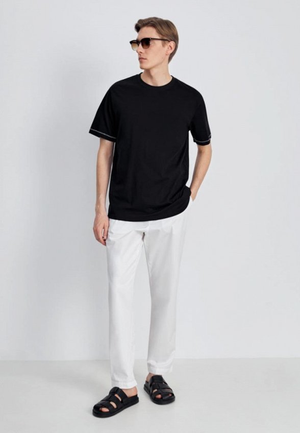 Футболка Finn Flare