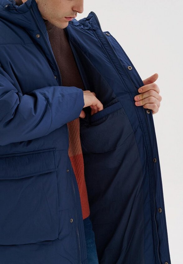 Куртка утепленная VOSQ