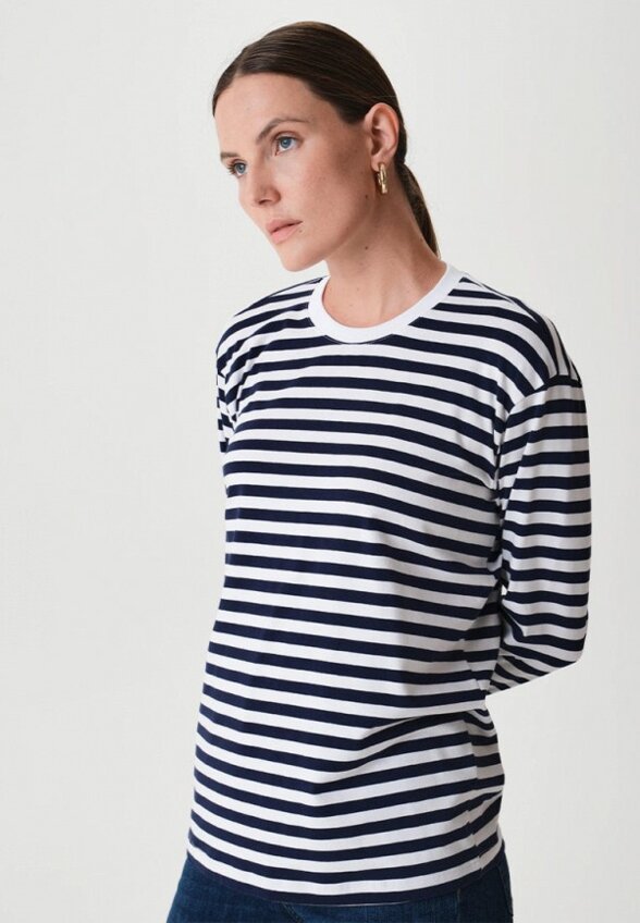 Лонгслив Antiga