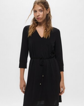 Платье H&M женщинам