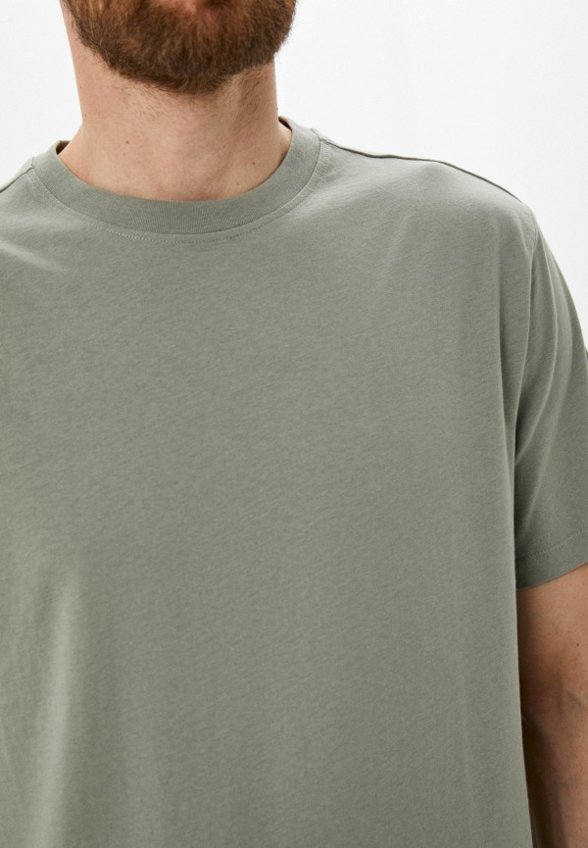 Футболка Colin's