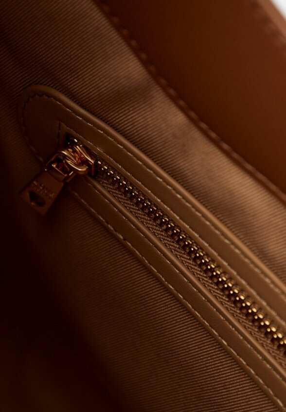 Сумка Love Moschino