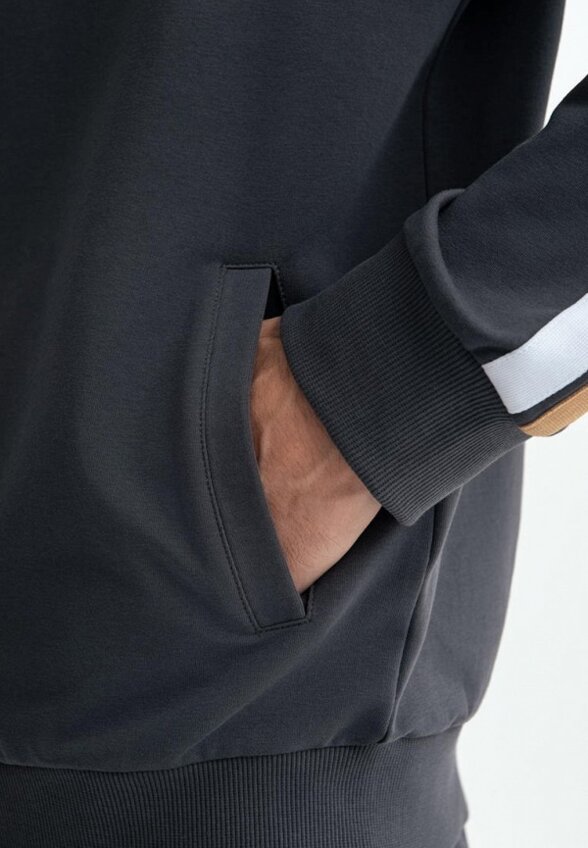 Олимпийка Kanzler