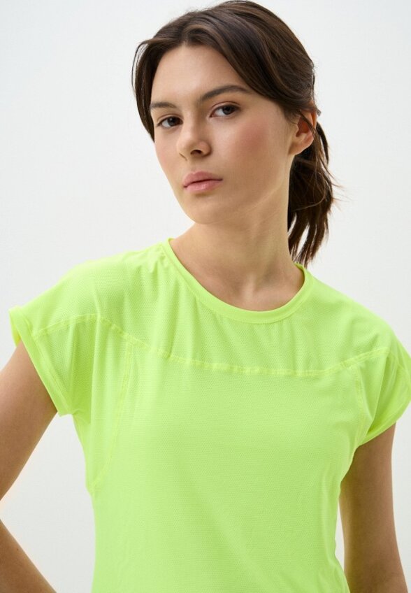 Футболка Emdi