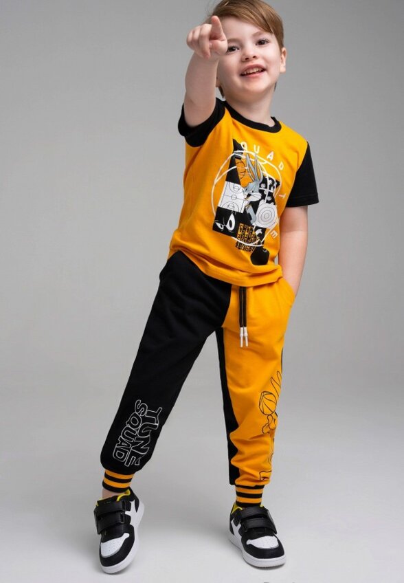 Футболка и брюки PlayToday