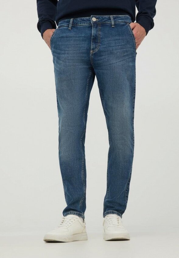 Джинсы Terranova