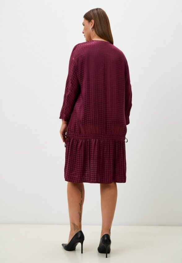 Платье MadaM T