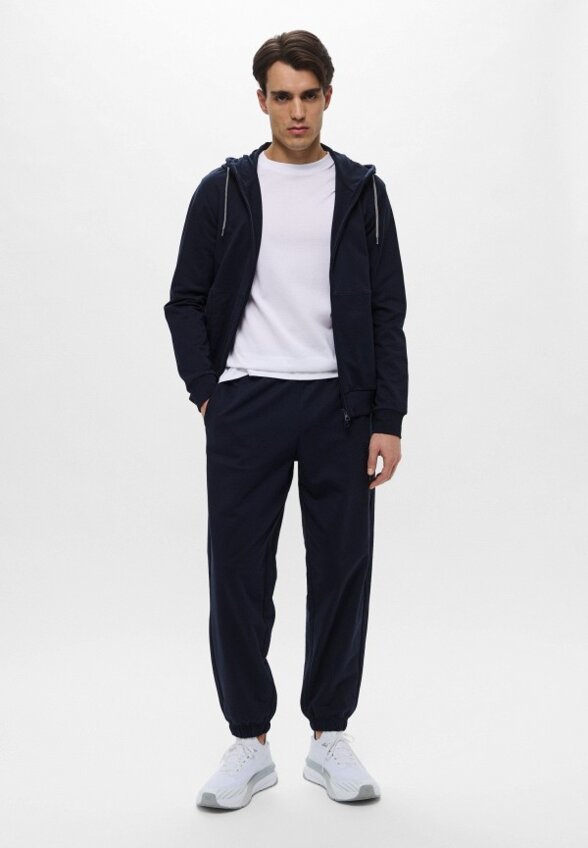 Толстовка EA7