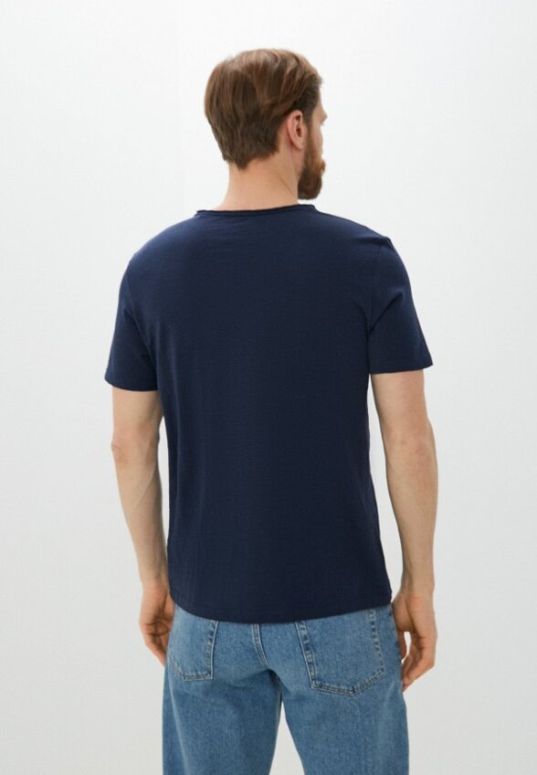 Футболка Colin's