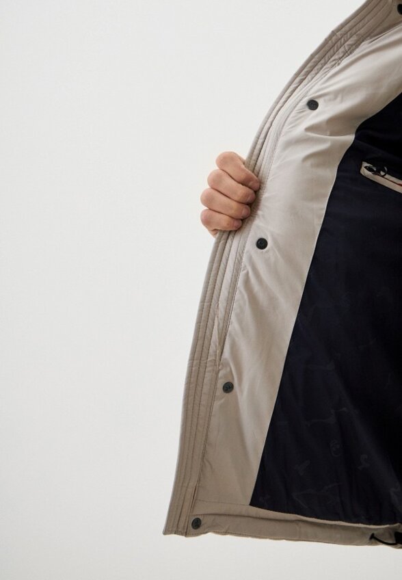 Пуховик Vitacci