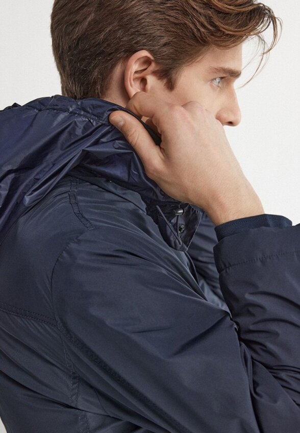 Парка Falconeri