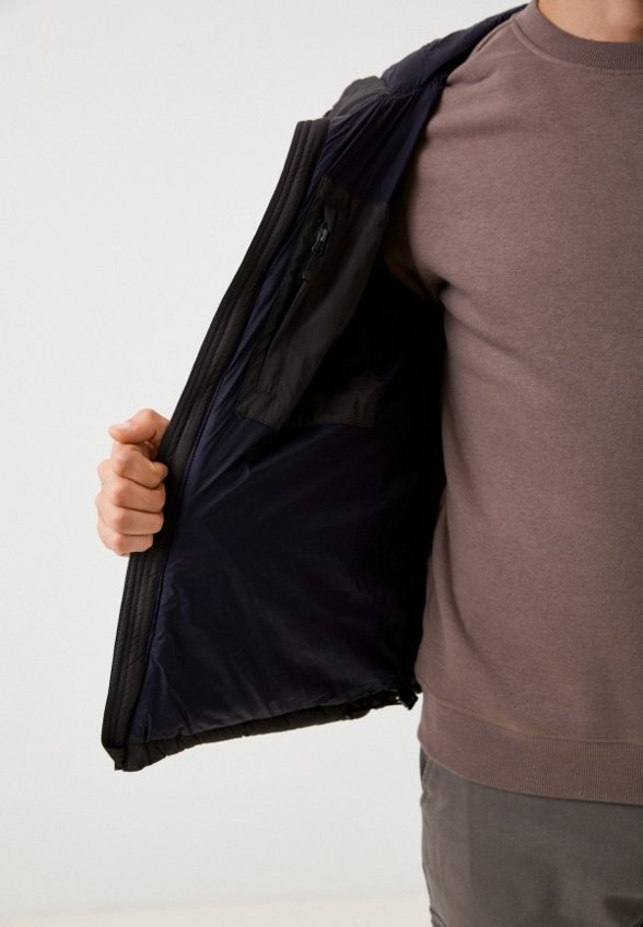 Пуховик Invicta