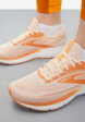 Кроссовки женские Brooks TRace 2, Оранжевый9  - превью