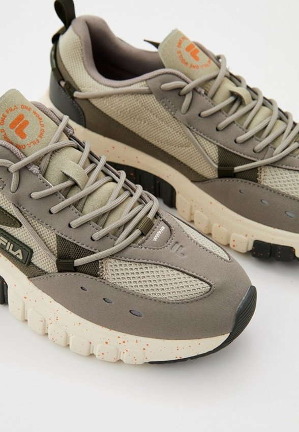 Кроссовки Fila