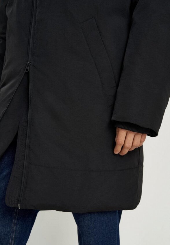 Пуховик Finn Flare