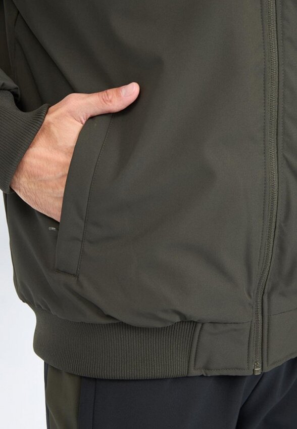 Куртка утепленная Baasploa