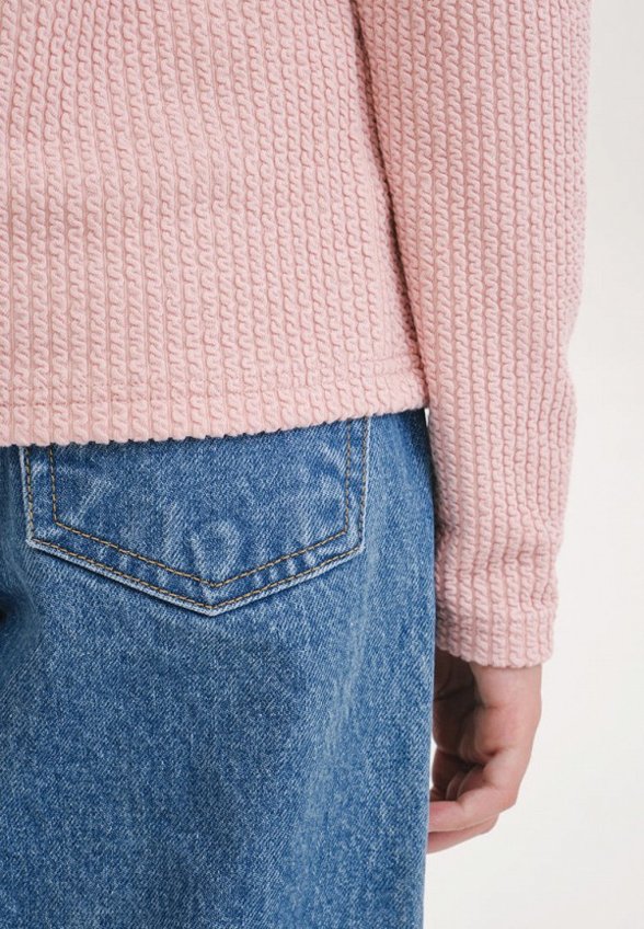 Лонгслив Loomknits