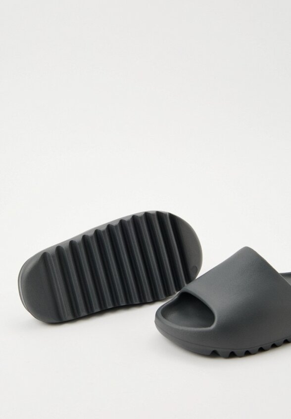 Сланцы adidas YEEZY