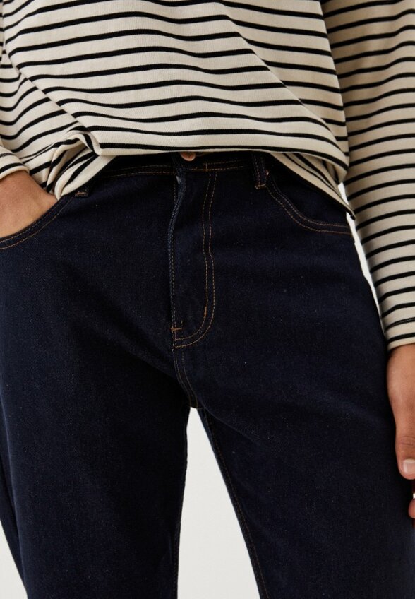 Джинсы Mossmore