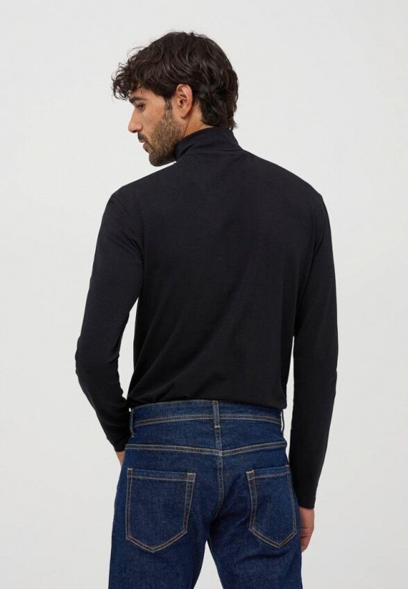 Водолазка Terranova