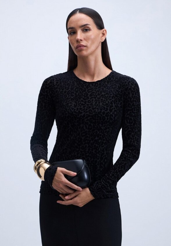 Лонгслив Zarina