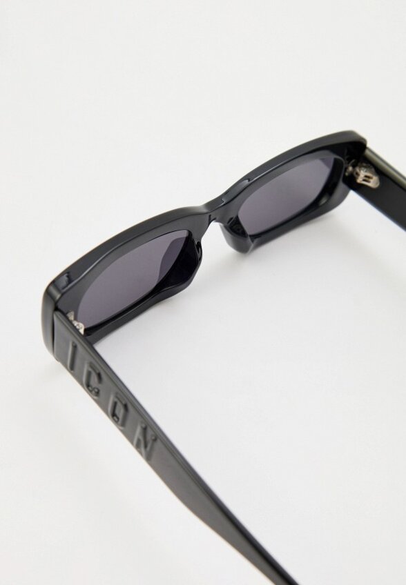 Очки солнцезащитные Dsquared2