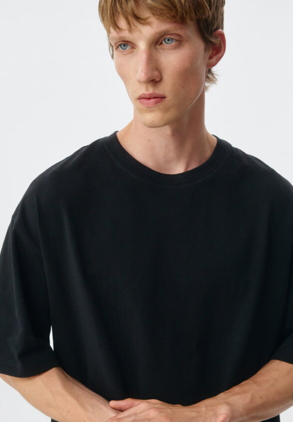 Базовая футболка MAX OVERSIZE FIT