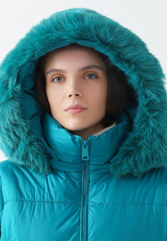 Пуховик Lilly Bennet