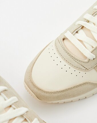 Кроссовки Reebok женщинам