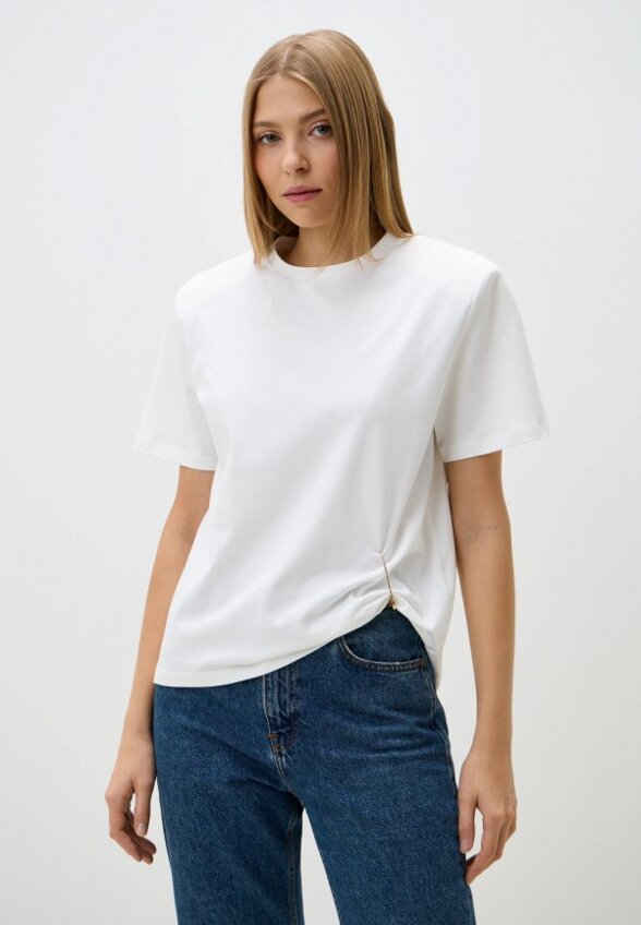 Футболка And Yet.