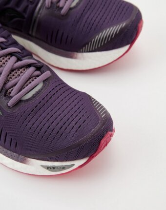 Кроссовки Saucony женщинам